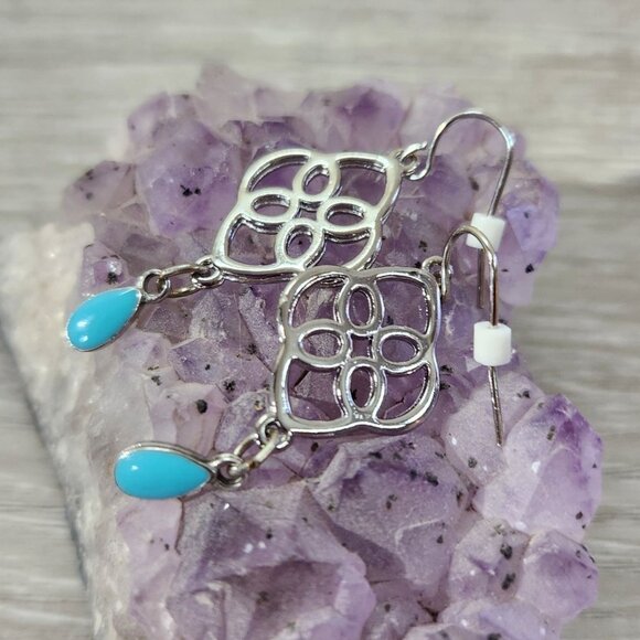 Fashion Jewlery Silvertone Scrollwork With Turquise Color Drop Earings - Picture 3 of 7